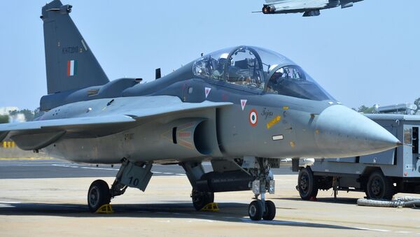 インド空軍の戦闘機、飛行中に燃料タンクを「失う」 - Sputnik 日本