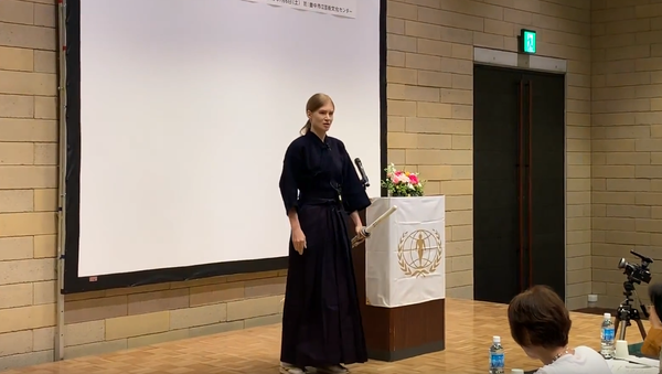 ロシアの女性剣道家オリガさん、感動的なスピーチで優勝 - Sputnik 日本