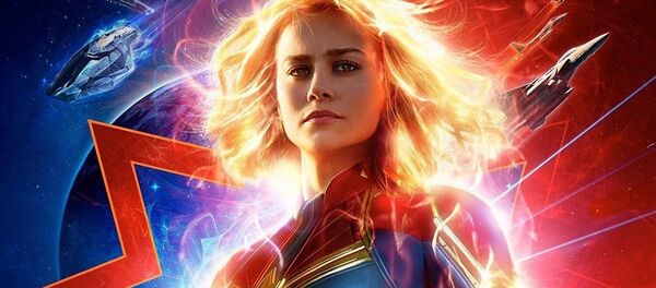Афиша американского фильма Капитан Марвел Афиша американского фильма Капитан Марвел - Sputnik 日本