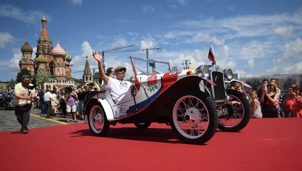「私はロシアファン」　日本開催ラグビーワールドカップ　英国から自動車で観戦へ