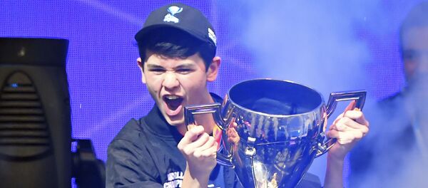 超人気ゲーム「フォートナイト」世界大会　１６歳の米国人が優勝、３００万ドル獲得 - Sputnik 日本