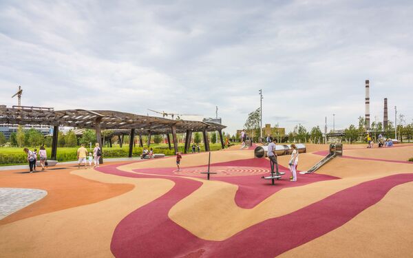 珍しいレリーフのある子どもの遊び場、モスクワ - Sputnik 日本