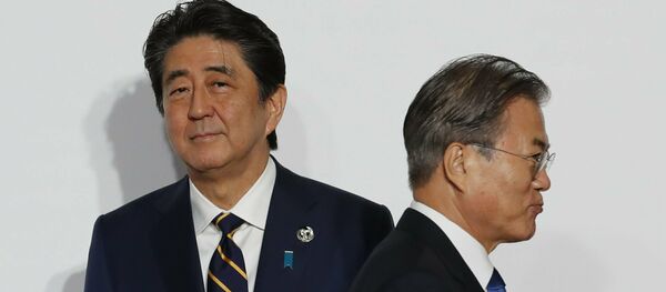 安倍氏とムン氏 安倍氏とムン氏 - Sputnik 日本