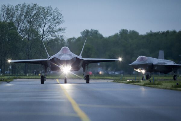 F-35を買うのはアリだが、一緒に作るのはナシ：なぜ米国防総省は日本をパートナーと認めないのか？ - Sputnik 日本