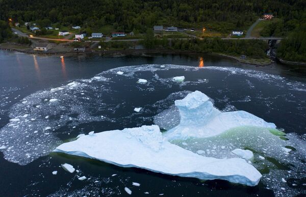 氷山の襲来、カナダ沖 - Sputnik 日本