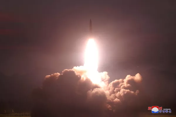 北朝鮮で実験中のミサイル発射 - Sputnik 日本