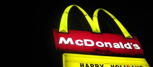 マクドナルドの新しいエコストロー リサイクルできず=マスコミ マクドナルドの新しいエコストロー リサイクルできず=マスコミ - Sputnik 日本