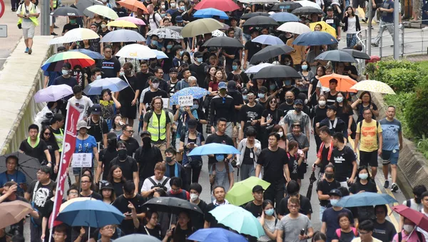 香港デモの参加者ら（アーカイブ写真）