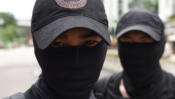 香港で警察がデモ隊を解散させるために放水車を使用 - Sputnik 日本