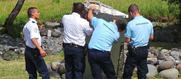 オーストラリア　レユニオン島で発見された航空機の残骸がマレーシア機のものであるとの確信を高める - Sputnik 日本