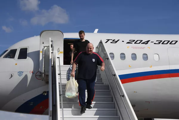 ロシアとウクライナ、拘束者を交換【写真】 ロシアとウクライナ、拘束者を交換【写真】 - Sputnik 日本
