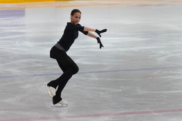 「向かうところ敵なし」　ロシア女子フィギュアの神童、トルソワ、シェルバコワに熱い視線　ザギトワ、メドベージェワは死守できるか - Sputnik 日本