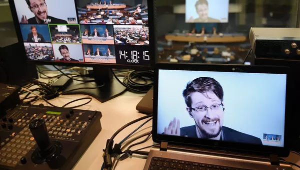 スノーデン氏