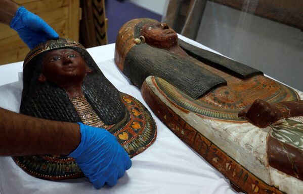 「センネジェム」の妻のマスク　国立エジプト文明博物館 - Sputnik 日本
