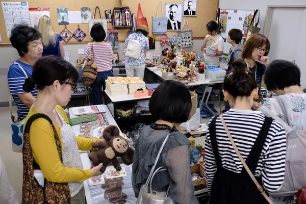 大盛況ユーラシアフェスタ2019、かわいい民芸品と旧ソ連のレアなお宝に来場者も興奮 大盛況ユーラシアフェスタ2019、かわいい民芸品と旧ソ連のレアなお宝に来場者も興奮