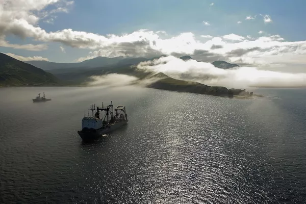 ロシア太平洋艦隊の艦船 イトゥルップ島の湾 ロシア太平洋艦隊の艦船 イトゥルップ島の湾 - Sputnik 日本