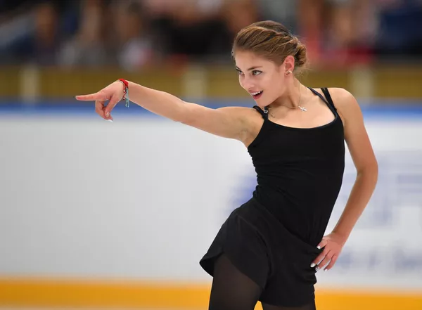 日本のノンフィクションライター、ロシアのスケート選手の会見の態度を非難：なぜ彼女は正しいのか？