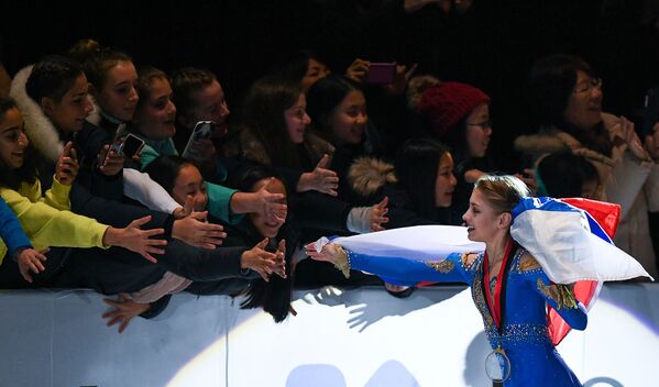 アリョーナ・コストルナヤ選手　ジュニアGPファイナル・女子シングルで金メダル獲得　バンクーバー - Sputnik 日本