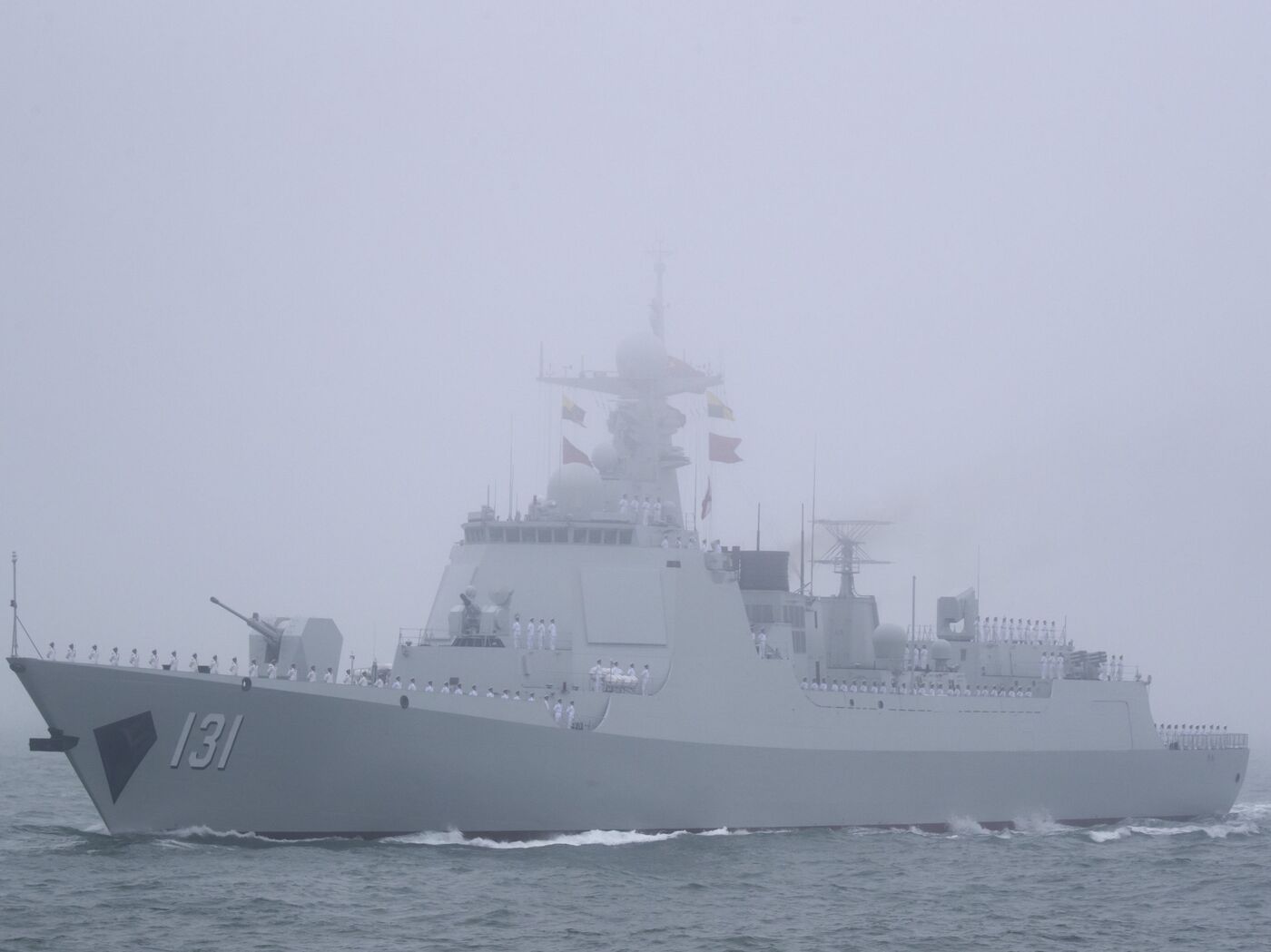 中国　明時代　青華軍持　共箱　送料込み0529 中国 明時代 青華軍持 共箱 送料込み0529 - メルカリ