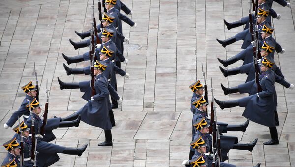 大統領連隊の隊員、歩兵による衛兵交代式 - Sputnik 日本
