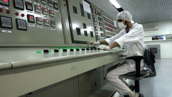イラン議会　核開発再開の法案を採択 - Sputnik 日本
