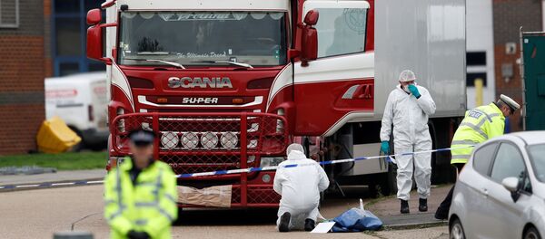 英エセックス州トレーラーで移民の死体39体発見 ベトナムで容疑者逮捕 英エセックス州トレーラーで移民の死体39体発見 ベトナムで容疑者逮捕 - Sputnik 日本
