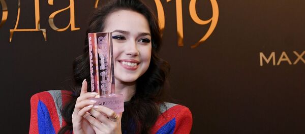 「それぞれが自己責任を持っている」:ザギトワがフィギュアスケートでの交友関係を語る 「それぞれが自己責任を持っている」:ザギトワがフィギュアスケートでの交友関係を語る - Sputnik 日本