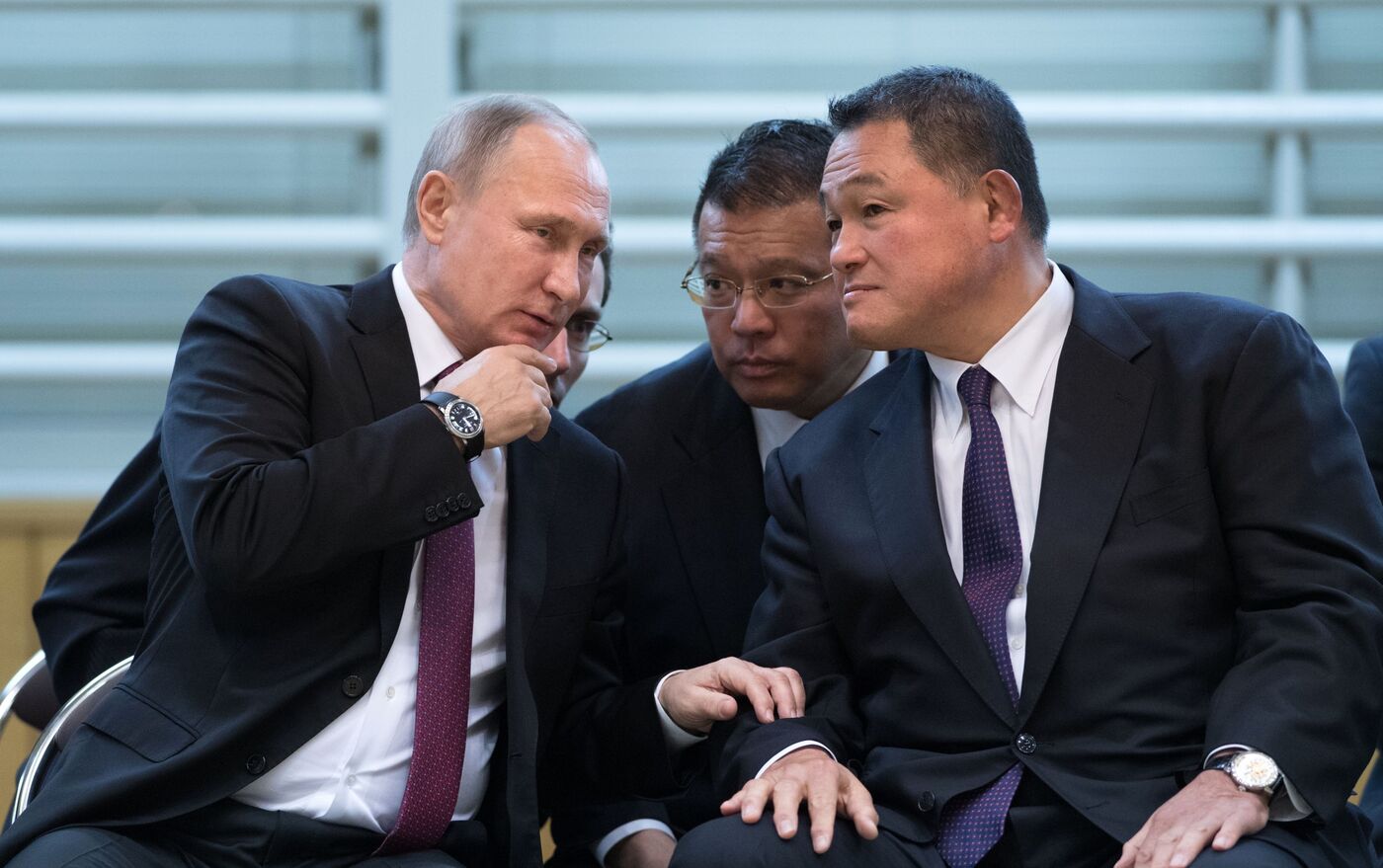 山下泰裕氏と浅井信幸氏にロシアの勲章授与 - 2019年11月14日