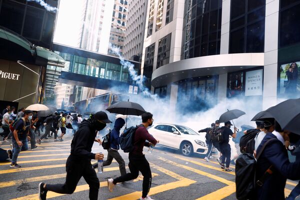 デモ隊と警察の衝突　香港 - Sputnik 日本