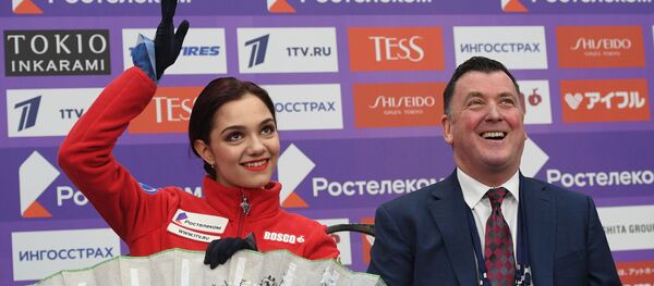 ブライアン・オーサー監督とエフゲニア・メドベージェワ選手 ブライアン・オーサー監督とエフゲニア・メドベージェワ選手 - Sputnik 日本