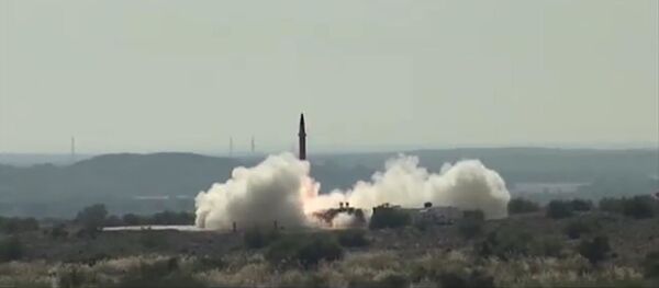 パキスタン、核弾頭搭載可能な短距離弾道ミサイルの発射試験【動画】 パキスタン、核弾頭搭載可能な短距離弾道ミサイルの発射試験【動画】 - Sputnik 日本