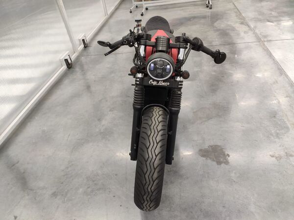 「カラシニコフ」の新型電動バイクの性能が公開【写真】 - Sputnik 日本