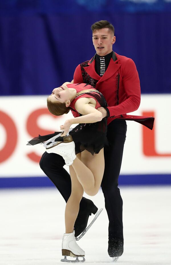 フィギュアスケートNHK杯　ペアスケーティング優勝は中国の隋文静と韓聰ペア【写真・動画】 - Sputnik 日本