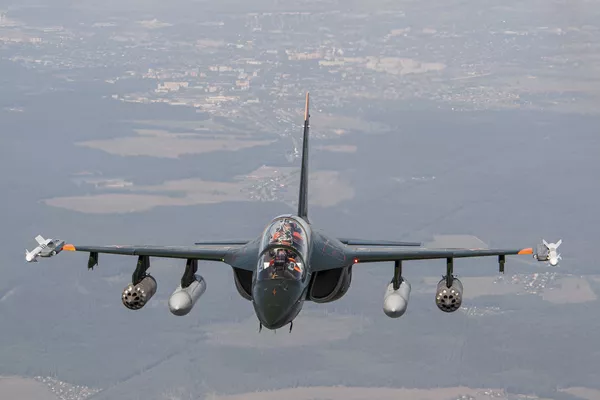 ロシアの複座高等ジェット練習機Yak-130 ロシアの複座高等ジェット練習機Yak-130 - Sputnik 日本