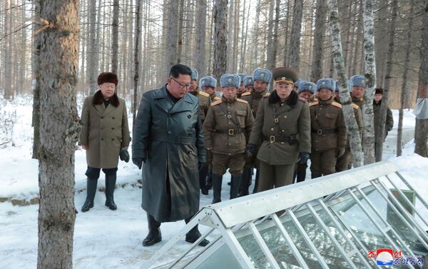 金正恩委員長　北朝鮮の聖なる山 - Sputnik 日本