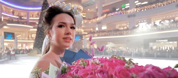 ザギトワ 「ペアで滑るし、雰囲気が優しい」 試合とショーの違いを語る ザギトワ 「ペアで滑るし、雰囲気が優しい」 試合とショーの違いを語る - Sputnik 日本