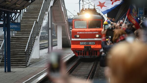 サンクトペテルブルクーセヴァストーポリ間を走る列車 - Sputnik 日本