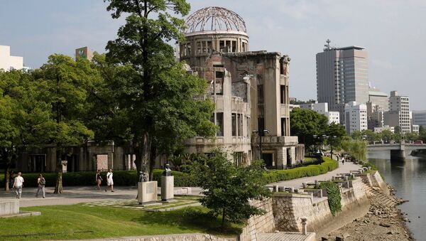 ８月６日の広島県産業奨励館と現在の「原爆ドーム」 - Sputnik 日本