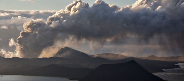 タール火山 タール火山 - Sputnik 日本