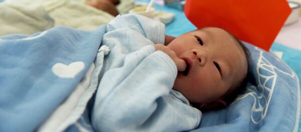 新型コロナウイルスに感染した中国人女性が、元気な女の子を出産　 - Sputnik 日本