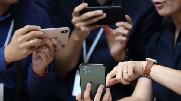 iPhone 11 Pro - Sputnik 日本