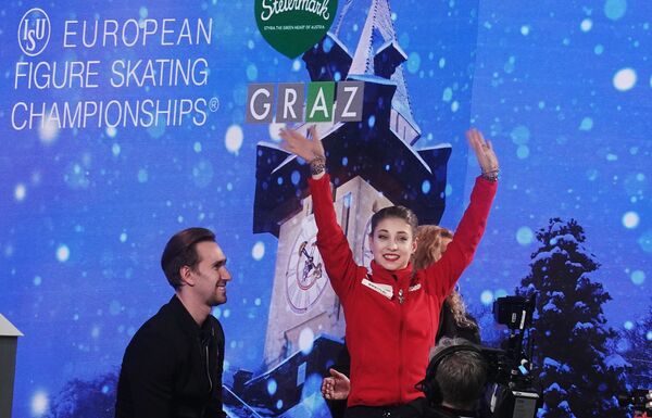 欧州フィギュアスケート選手権　ベスト3にロシア選手　アリョーナ・コストルナヤが優勝 - Sputnik 日本