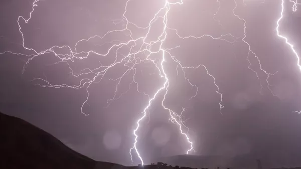 落雷（アーカイブ写真） - Sputnik 日本