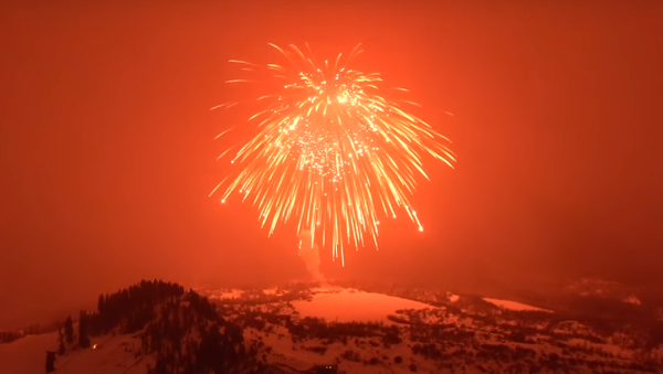 夜空に咲く大輪の花火　ギネス記録を更新　米コロラド州 - Sputnik 日本