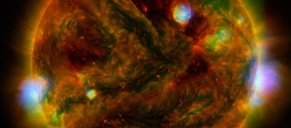 太陽で中規模のフレアが3回発生 太陽で中規模のフレアが3回発生 - Sputnik 日本