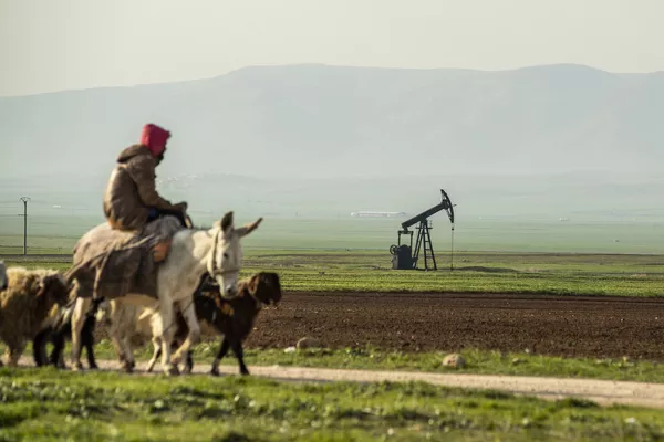 トルコとの国境にある油田(シリア) トルコとの国境にある油田(シリア) - Sputnik 日本