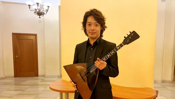 バラライカ奏者・北川翔さん  - Sputnik 日本