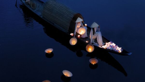 #Water2020ファイナリスト　ベトナムの写真家の作品「Underwater prayers」 - Sputnik 日本