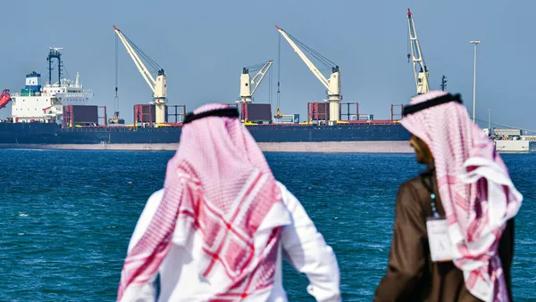 サウジアラビア、欧州石油大手4社の株式を総額10億ドルで取得