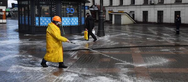 Дезинфекция дорог и тротуаров в Москве Дезинфекция дорог и тротуаров в Москве - Sputnik 日本